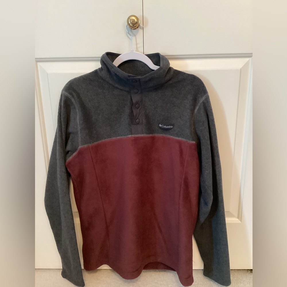 Men’s Columbia fleece